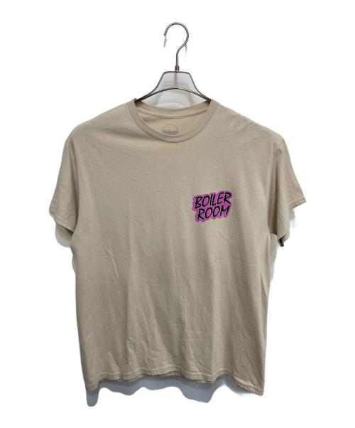 BOILER ROOM（ボイラールーム）BOILER ROOM (ボイラールーム) プリントTシャツ ベージュ サイズ:Lの古着・服飾アイテム