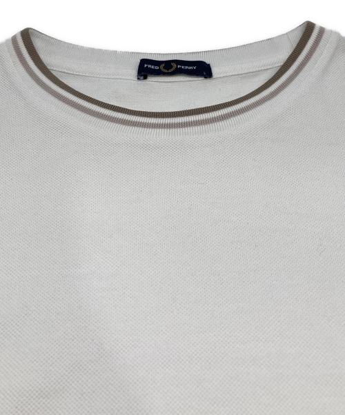 FRED PERRY（フレッドペリー）FRED PERRY (フレッドペリー) JOURNAL STANDARD (ジャーナルスタンダード) 別注 鹿の子クルーネックTシャツ ホワイト サイズ:Lの古着・服飾アイテム