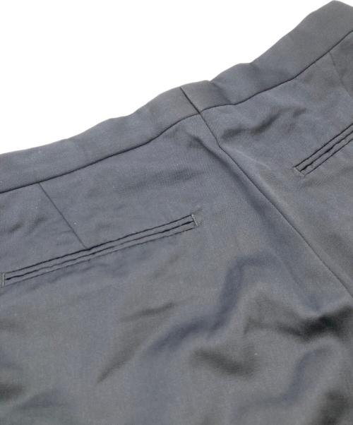 DRAWER（ドゥロワー）DRAWER (ドゥロワー) ウールモヘヤサテンタックパンツ ネイビー サイズ:40の古着・服飾アイテム
