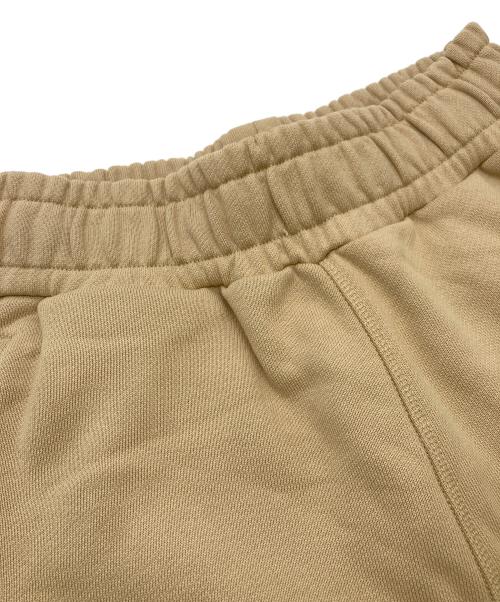 PUMA（プーマ）PUMA (プーマ) maison kitsune (メゾンキツネ) コラボスウェットパンツ ベージュ サイズ:XS 未使用品の古着・服飾アイテム