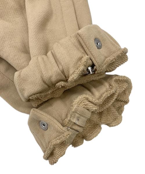 PUMA（プーマ）PUMA (プーマ) maison kitsune (メゾンキツネ) コラボスウェットパンツ ベージュ サイズ:XS 未使用品の古着・服飾アイテム