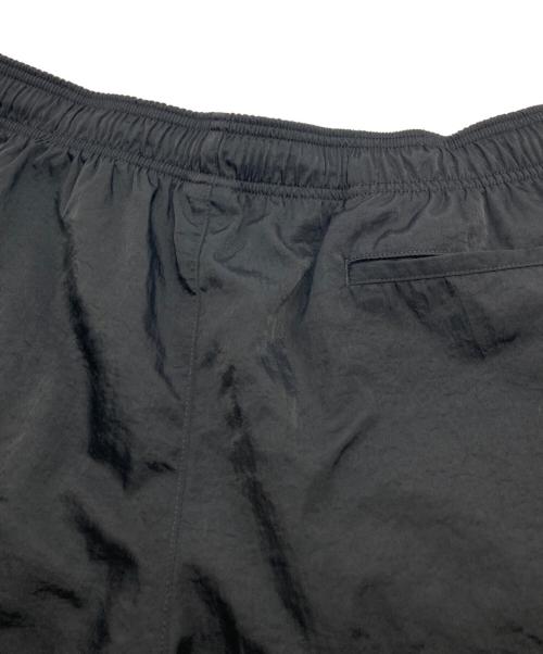 WTAPS（ダブルタップス）WTAPS (ダブルタップス) ロゴプリント ナイロンツイルショートパンツ ブラック サイズ:3の古着・服飾アイテム