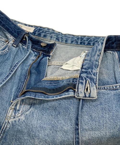 ZARA（ザラ）ZARA (ザラ) バギーフィットストライプジーンズ ブルー サイズ:44の古着・服飾アイテム