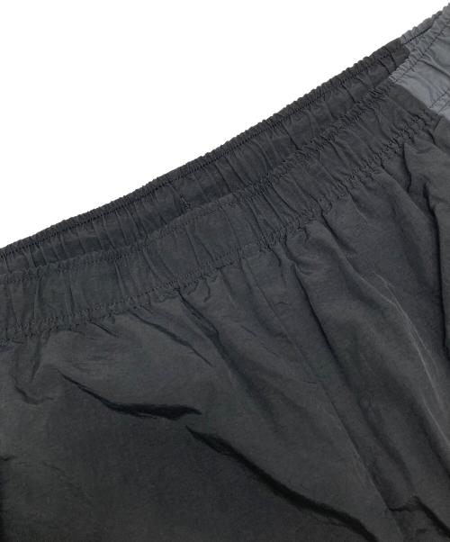 BOILER ROOM（ボイラールーム）BOILER ROOM (ボイラールーム) UMBRO (アンブロ) ナイロントラックパンツ ブラック サイズ:XLの古着・服飾アイテム