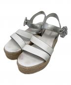 MIU MIUミュウミュウ）の古着「レザージュエルバックルプラットフォームサンダル」｜ホワイト×ベージュ