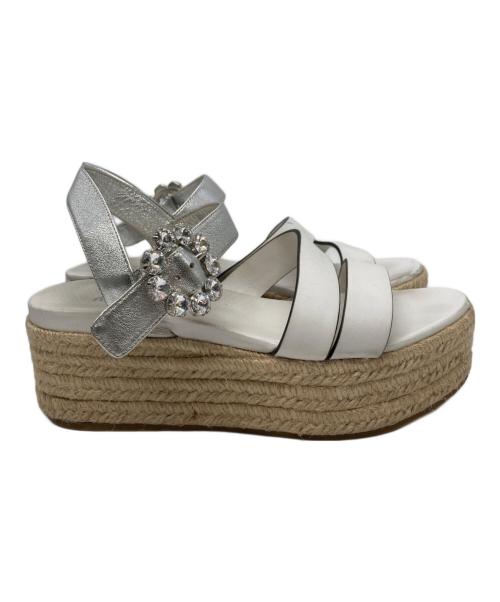 MIU MIU（ミュウミュウ）MIU MIU (ミュウミュウ) レザージュエルバックルプラットフォームサンダル ホワイト×ベージュ サイズ:36 1/2の古着・服飾アイテム