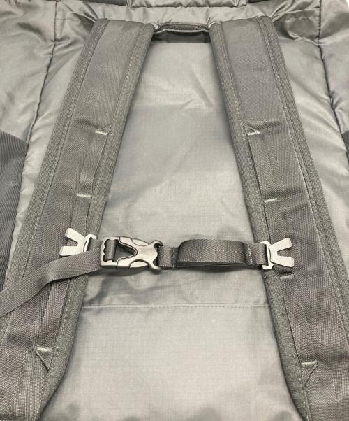 Patagonia（パタゴニア）Patagonia (パタゴニア) ウルトラライト・ブラック・ホール・トート・パック ブラックの古着・服飾アイテム