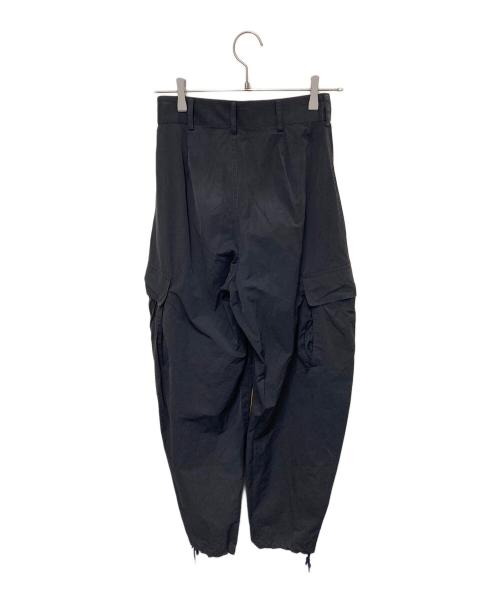 H BEAUTY&YOUTH（エイチ ビューティー&ユース）H BEAUTY&YOUTH (エイチ ビューティー&ユース) ハイウエストカーゴパンツ ブラック サイズ:36の古着・服飾アイテム