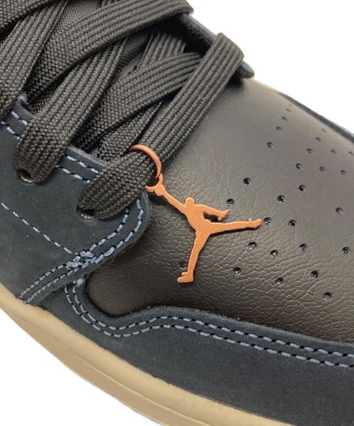 NIKE（ナイキ）NIKE (ナイキ) ウィメンズ エアジョーダン1 ロー ネイビー サイズ:US11/UK8.5/EUR43の古着・服飾アイテム