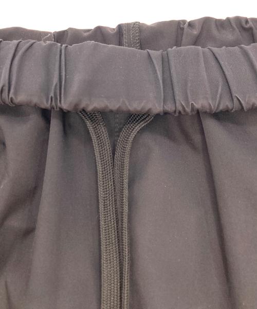 UNTRACE（アントレース）UNTRACE (アントレース) ベーシックテーパードストレッチトラックパンツ ブラック サイズ:1の古着・服飾アイテム