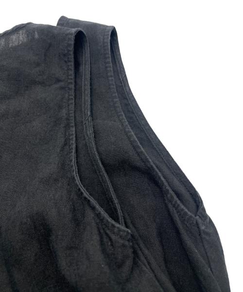 universal tissu（ユニバーサルティシュ）universal tissu (ユニバーサルティシュ) リネンノースリーブワンピース ブラック サイズ:FREEの古着・服飾アイテム