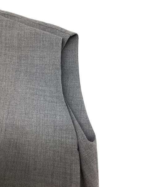 ENFOLD（エンフォルド）ENFOLD (エンフォルド) ウール混ノースリーブワンピース グレー サイズ:36の古着・服飾アイテム