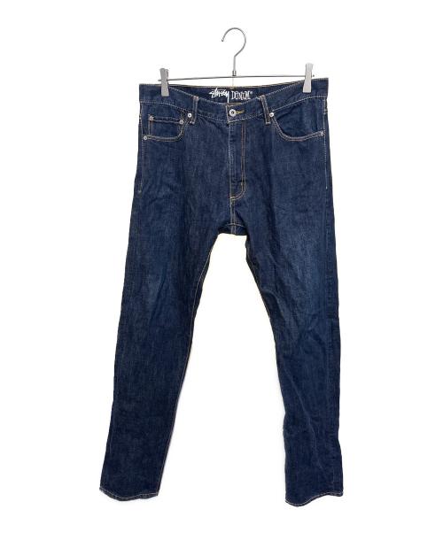 stussy（ステューシー）stussy (ステューシー) バックポケットロゴプリント デニムパンツ インディゴ サイズ:32の古着・服飾アイテム