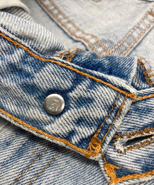 LEVI'S（リーバイス）LEVI'S (リーバイス) ダメージジーンズ ブルー サイズ:W32L32の古着・服飾アイテム
