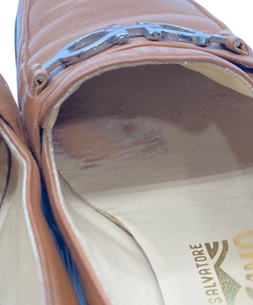 Salvatore Ferragamo（サルヴァトーレ フェラガモ）Salvatore Ferragamo (サルヴァトーレ フェラガモ) ガンチーニビットローファー ブラウン サイズ:6の古着・服飾アイテム