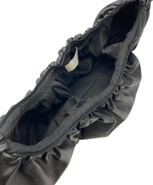 AMOMENTO（アモーメント）AMOMENTO (アモーメント) LEATHER SHRRING BAG ブラック サイズ:OSの古着・服飾アイテム