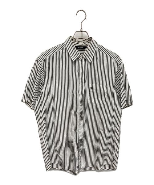 stussy（ステューシー）stussy (ステューシー) SSリンク刺繍ストライプシャツ ホワイト×グレー サイズ:Lの古着・服飾アイテム
