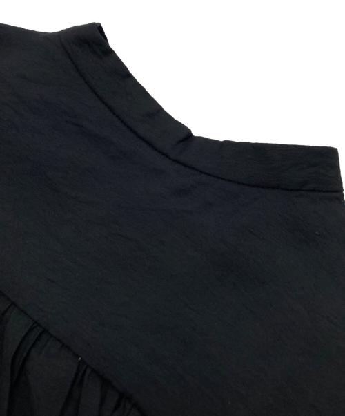 UNFILO（アンフィーロ）UNFILO (アンフィーロ) ヴィンテージシアー ギャザーワンピース ブラック サイズ:Ｍ 未使用品の古着・服飾アイテム