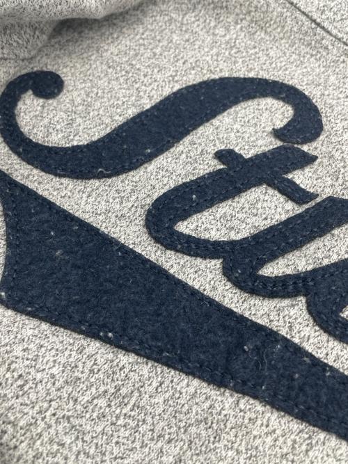 stussy（ステューシー）stussy (ステューシー) ロゴスウェット グレー サイズ:Lの古着・服飾アイテム