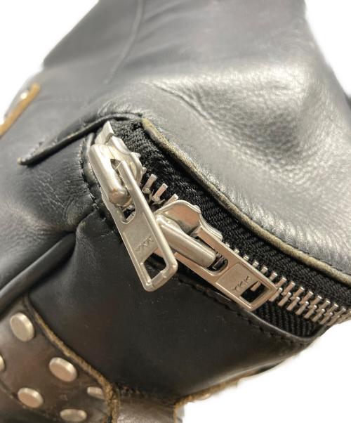 Yohji Yamamoto pour homme（ヨウジヤマモト プールオム）Yohji Yamamoto pour homme (ヨウジヤマモト プールオム) スタッズレザーショルダーバッグ ブラックの古着・服飾アイテム
