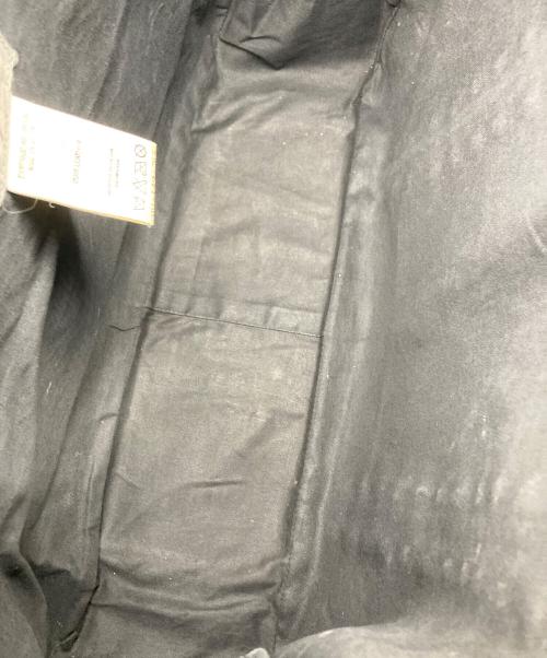 Yohji Yamamoto pour homme（ヨウジヤマモト プールオム）Yohji Yamamoto pour homme (ヨウジヤマモト プールオム) スタッズレザーショルダーバッグ ブラックの古着・服飾アイテム