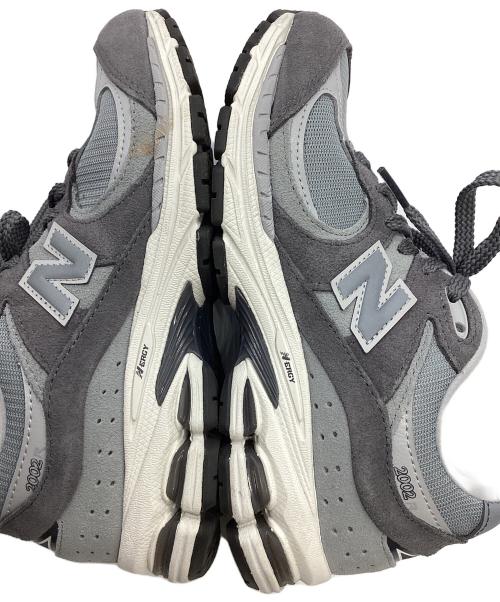 NEW BALANCE（ニューバランス）NEW BALANCE (ニューバランス) 2002R ローカットスニーカー グレー サイズ:22.5ｃｍの古着・服飾アイテム