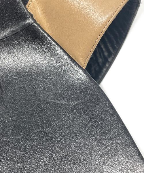 FENDI（フェンディ）FENDI (フェンディ) ロゴレザーミュール ブラック サイズ:35の古着・服飾アイテム