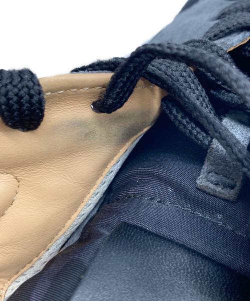 VALENTINO GARAVANI（ヴァレンティノ・ガラヴァーニ）VALENTINO GARAVANI (ヴァレンティノ・ガラヴァーニ) スタッズ迷彩スニーカー ブラック サイズ:42の古着・服飾アイテム