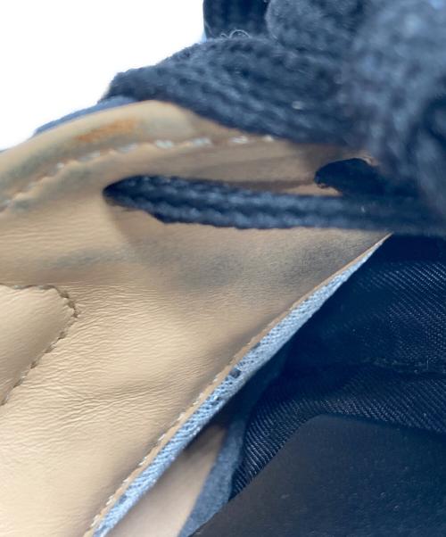 VALENTINO GARAVANI（ヴァレンティノ・ガラヴァーニ）VALENTINO GARAVANI (ヴァレンティノ・ガラヴァーニ) スタッズ迷彩スニーカー ブラック サイズ:42の古着・服飾アイテム