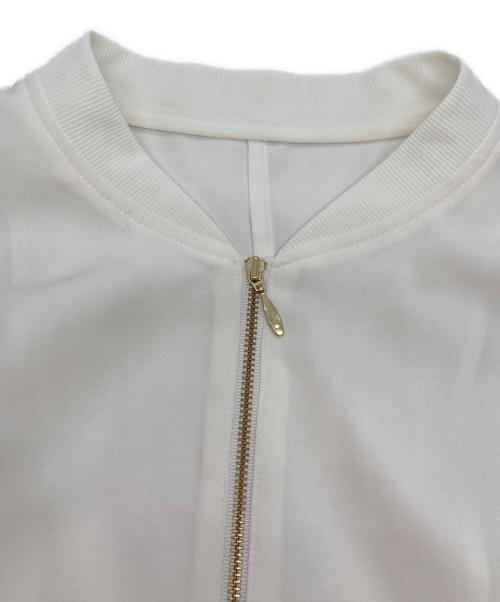 NOLLEY'S（ノーリーズ）NOLLEY'S (ノーリース) ウォッシャブル強撚ライトブルゾン ホワイト サイズ:38の古着・服飾アイテム