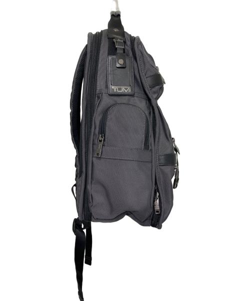 TUMI（トゥミ）TUMI (トゥミ) バックパック グレーの古着・服飾アイテム