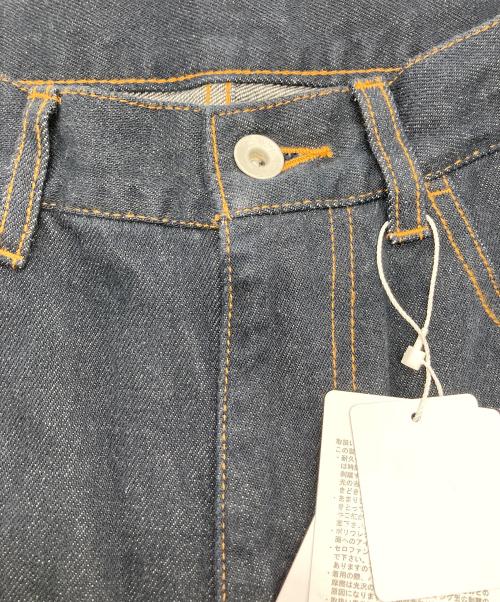 Adam et Rope（アダム エ ロペ）Adam et Rope (アダム エ ロペ) Coca Cola (コカコーラ) デニムストレートスラックス インディゴ サイズ:Ｓ 未使用品の古着・服飾アイテム