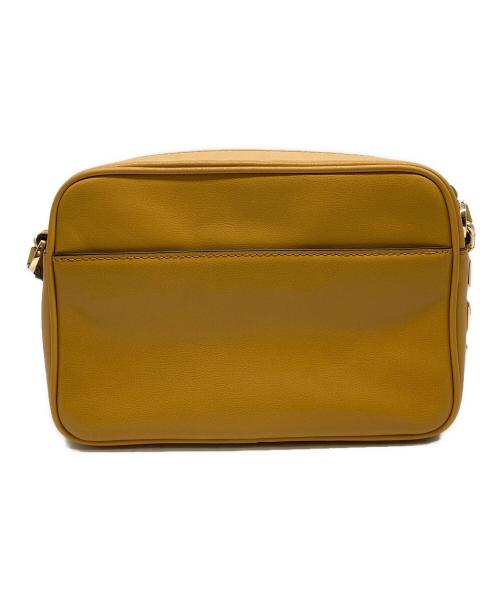 MICHAEL KORS（マイケル・コース）MICHAEL KORS (マイケルコース) PARKER チェーンスワッグ カメラクロスボディ ミディアム イエローの古着・服飾アイテム