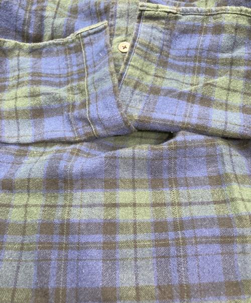 F.C.R.B.（エフシーレアルブリストル）F.C.R.B. (エフシーレアルブリストル) バックプリントチェックネルシャツ グリーン×ネイビー サイズ:XLの古着・服飾アイテム