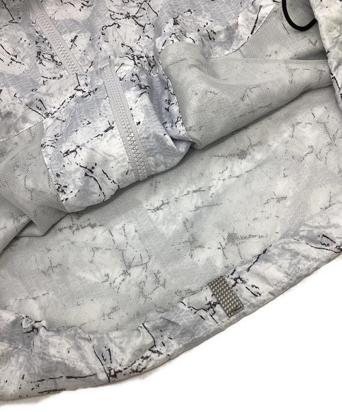 OAKLEY（オークリー）OAKLEY (オークリー) 総柄ナイロンジャケット グレー サイズ:XXLの古着・服飾アイテム