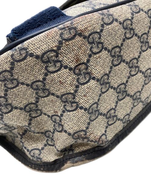 GUCCI（グッチ）GUCCI (グッチ) GGスプリーム メッセンジャーバッグ / ショルダーバッグ ベージュ サイズ:なしの古着・服飾アイテム