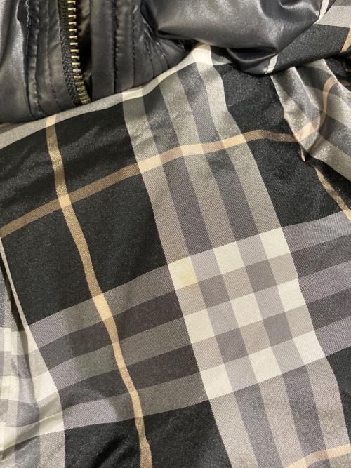 BURBERRY BLUE LABEL（バーバリーロンドンブルーレーベル）BURBERRY BLUE LABEL (バーバリーロンドンブルーレーベル) ダウンジャケット ブラック サイズ:38の古着・服飾アイテム