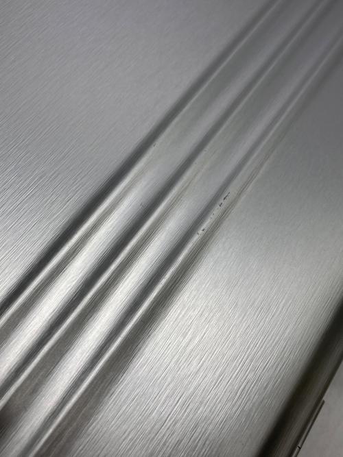 ZERO HALLIBURTON（ゼロ ハリバートン）ZERO HALLIBURTON (ゼロ ハリバートン) パシュートアタッシュケース シルバーの古着・服飾アイテム