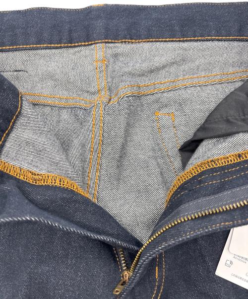 Adam et Rope（アダム エ ロペ）Adam et Rope (アダム エ ロペ) Coca Cola (コカコーラ) デニムストレートスラックス インディゴ サイズ:Ｍ 未使用品の古着・服飾アイテム