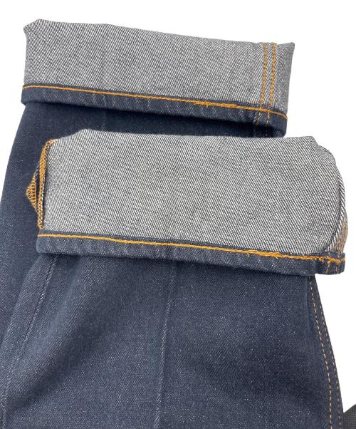 Adam et Rope（アダム エ ロペ）Adam et Rope (アダム エ ロペ) Coca Cola (コカコーラ) デニムストレートスラックス インディゴ サイズ:Ｍ 未使用品の古着・服飾アイテム