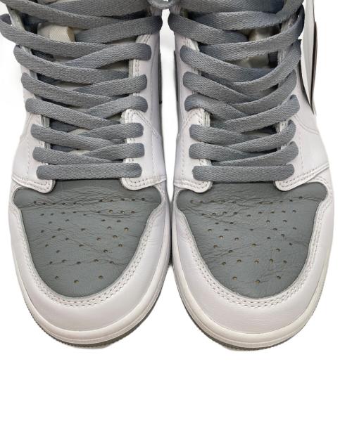 NIKE（ナイキ）NIKE (ナイキ) エアジョーダン 1 レトロ ハイ OG ホワイト×グレー サイズ:27ｃｍの古着・服飾アイテム