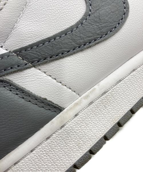 NIKE（ナイキ）NIKE (ナイキ) エアジョーダン 1 レトロ ハイ OG ホワイト×グレー サイズ:27ｃｍの古着・服飾アイテム