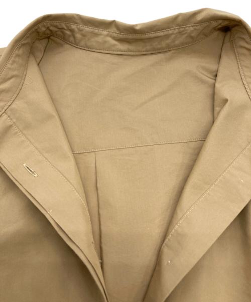 S.ESSENTIALS（エス エッセンシャルズ）S.ESSENTIALS (エス エッセンシャルズ) コットンポリエステルシャツ ベージュ サイズ:38の古着・服飾アイテム