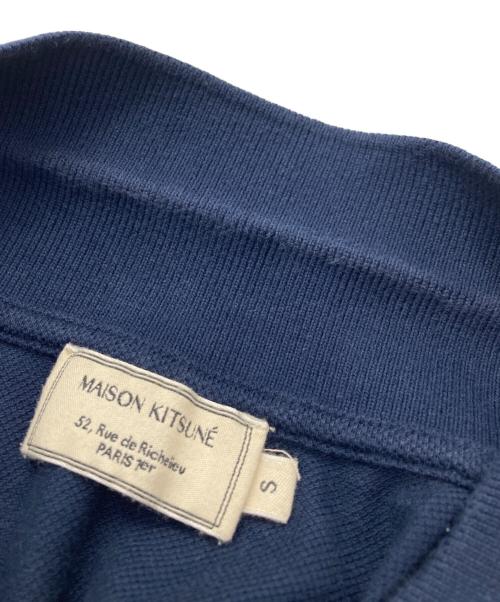 maison kitsune（メゾンキツネ）MAISON KITSUNE (メゾンキツネ) トリコロール フォックスパッチポロシャツ ネイビー サイズ:Ｓの古着・服飾アイテム