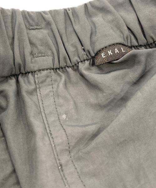 EKAL（エカル）EKAL (エカル) ナイロンタッサートラウザー グレー サイズ:Ｓの古着・服飾アイテム