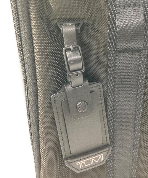 TUMI（トゥミ）TUMI (トゥミ) ナイトスリングバッグ ブラックの古着・服飾アイテム