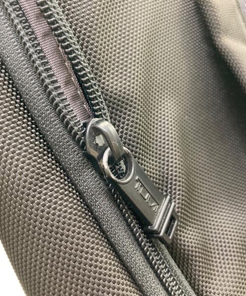 TUMI（トゥミ）TUMI (トゥミ) ナイトスリングバッグ ブラックの古着・服飾アイテム