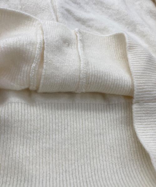 La boutique BonBon（ラブティックボンボン）La boutique BonBon (ラブティックボンボン) お花刺繍クロップドカーディガン アイボリー サイズ:FREEの古着・服飾アイテム