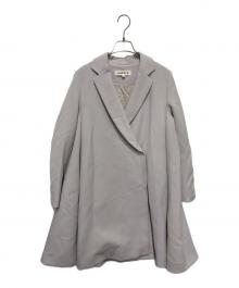 ENFOLD（エンフォルド）の古着「ダブルクロスフレアコート」｜グレー