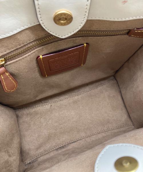 COACH（コーチ）COACH (コーチ) ホースアンドキャリッジ 2WAYバッグ ホワイト×ベージュの古着・服飾アイテム